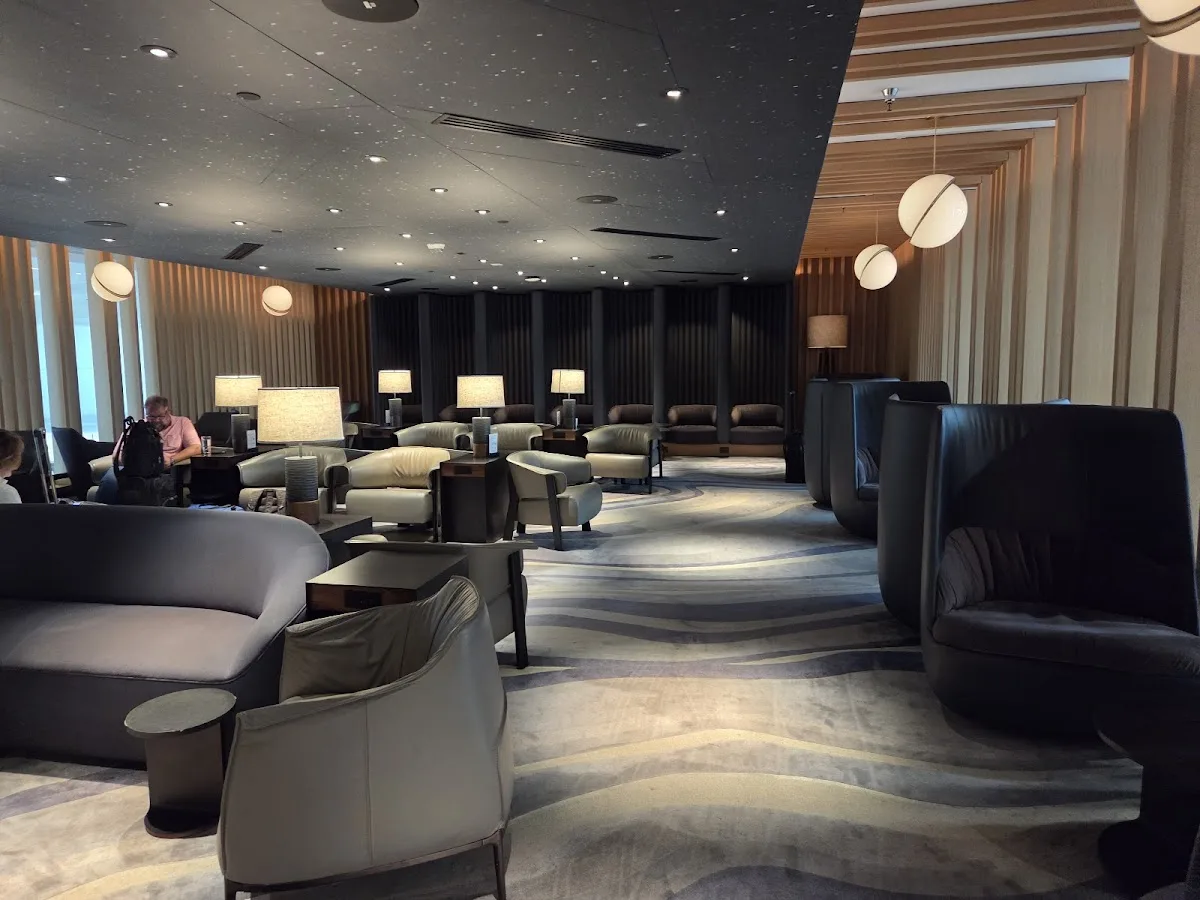 American Airlines Admirals Club Denver