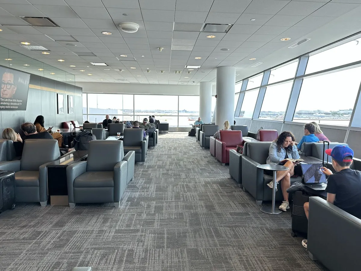 American Airlines Admirals Club JFK T8