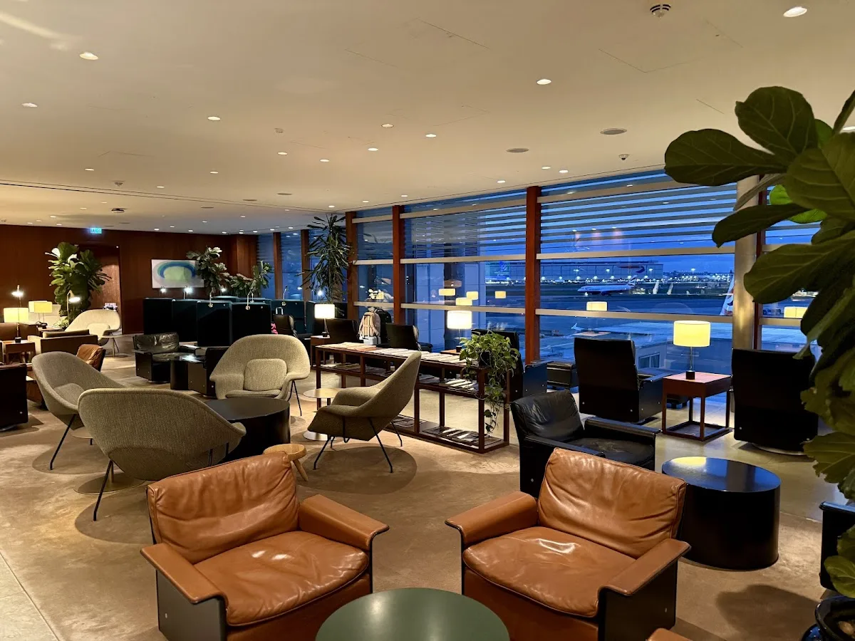 Cathay Pacific Lounge London Heathrow