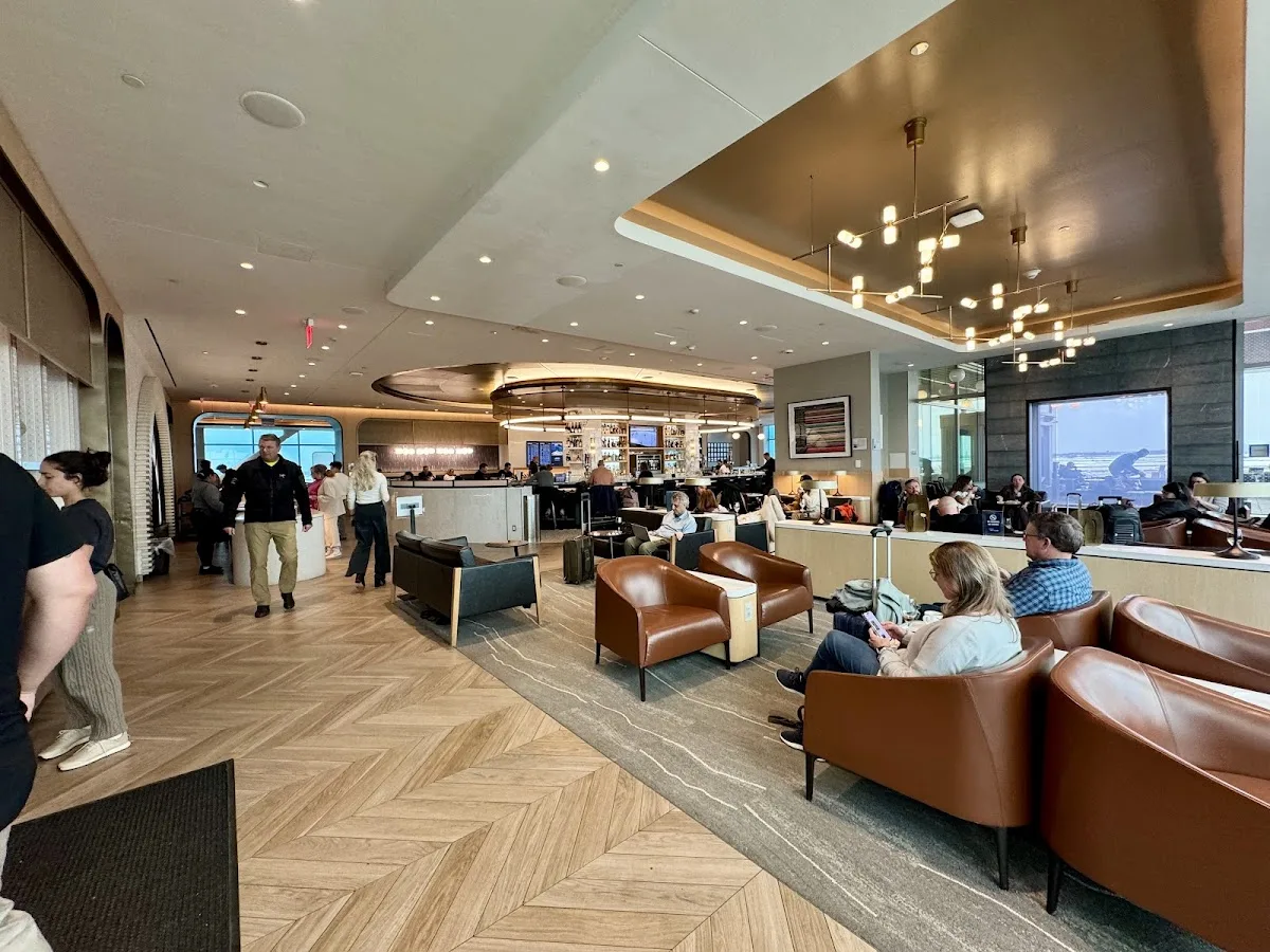 Delta Sky Club JFK Terminal 4