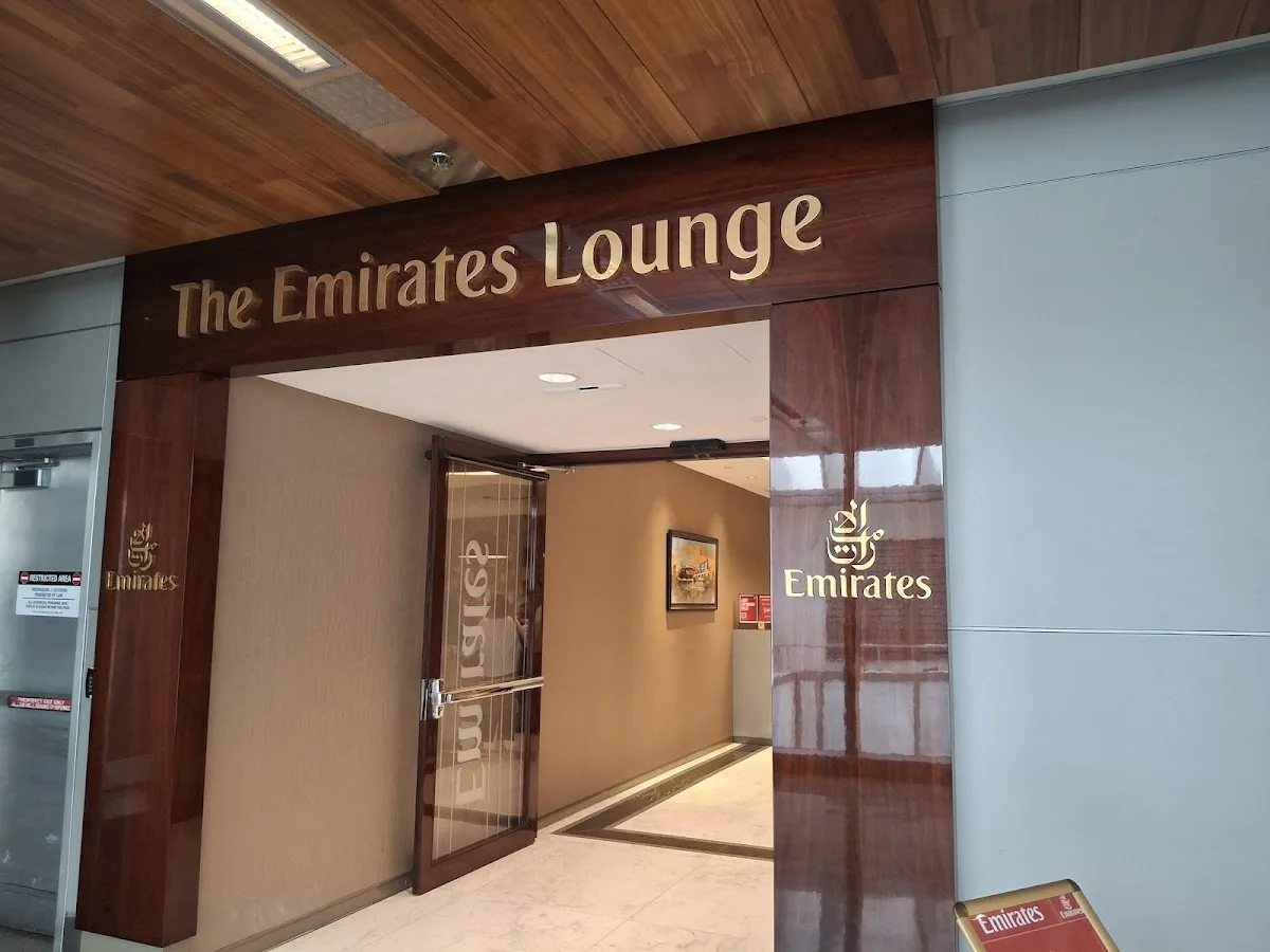 Emirates Lounge Los Angeles