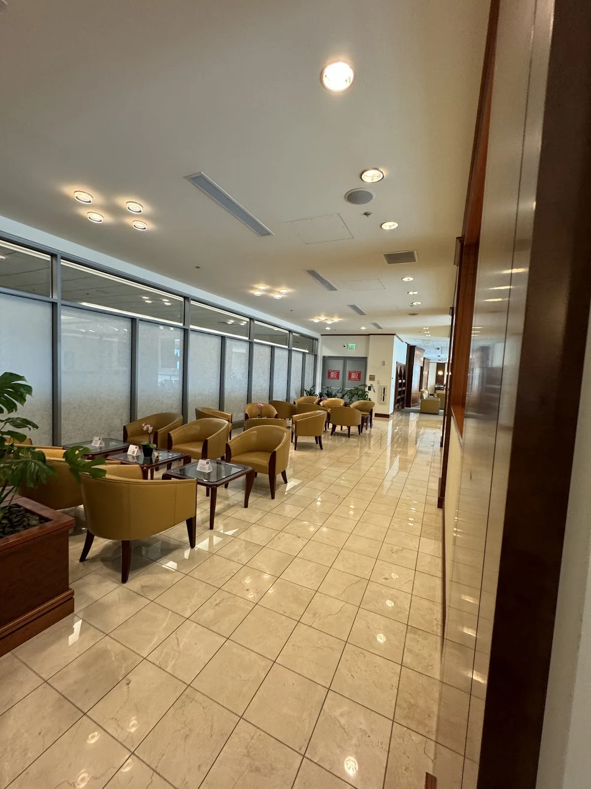 Emirates Lounge San Francisco