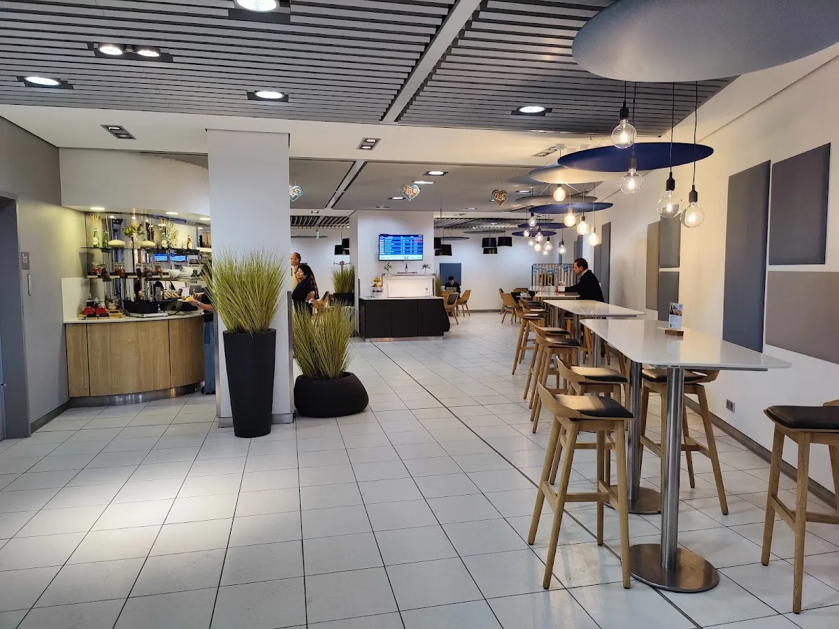 Lufthansa Business Lounge