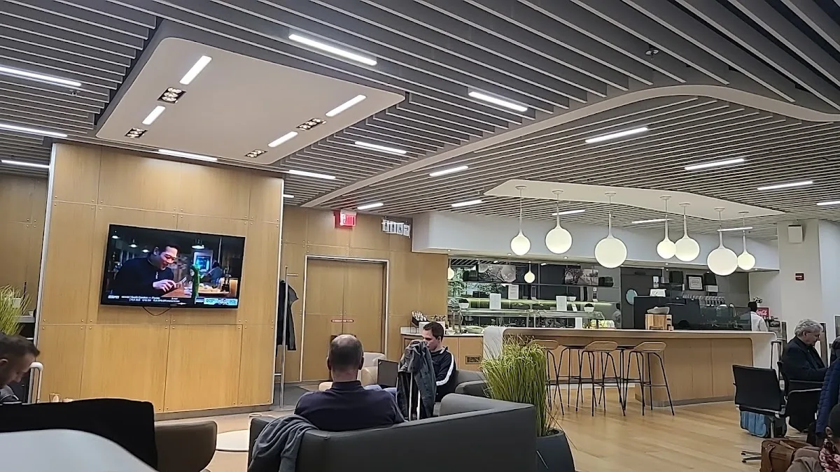 Lufthansa Lounge