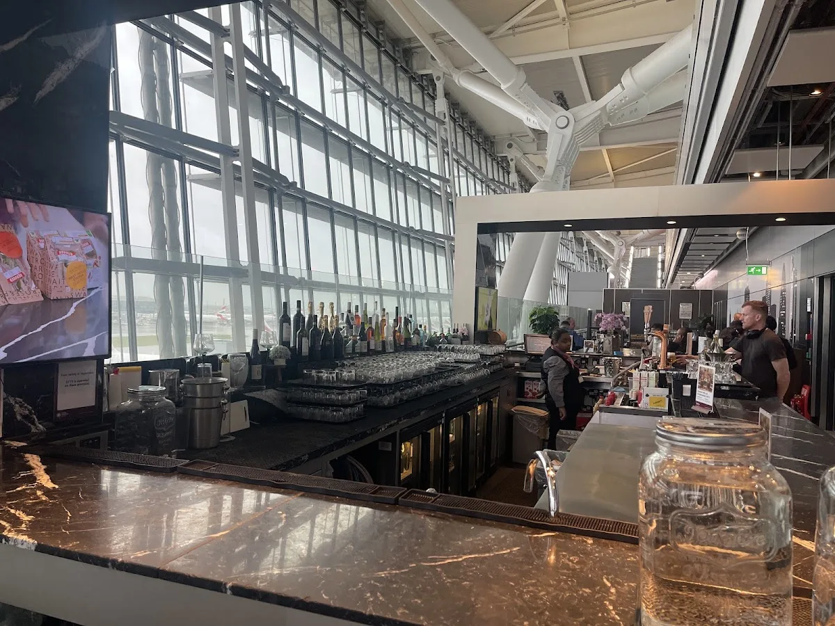 Plaza Premium Lounge London Heathrow T5
